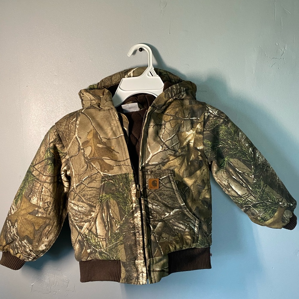 Carhartt Real tree 3T toddler coat